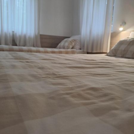 Guesthouse Andrea Poljanak Buitenkant foto